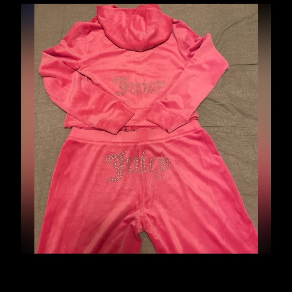 Juicy Couture Fuchsia Velour Set